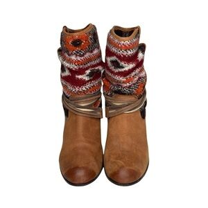 Steve Madden Tolteca Southwestern Inspired Nubuck & Textile Ankle Boots Sz 8